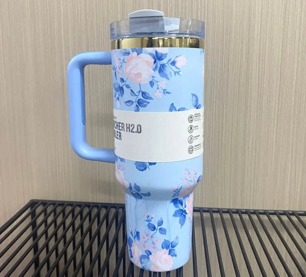 Stanley x Love Shack Fancy - Tumbler Quencher Blue 40oz